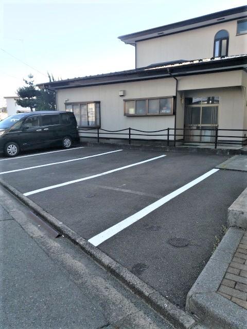 ピアチェーレ南通り(33065)の外観・駐車場イメージ1枚目