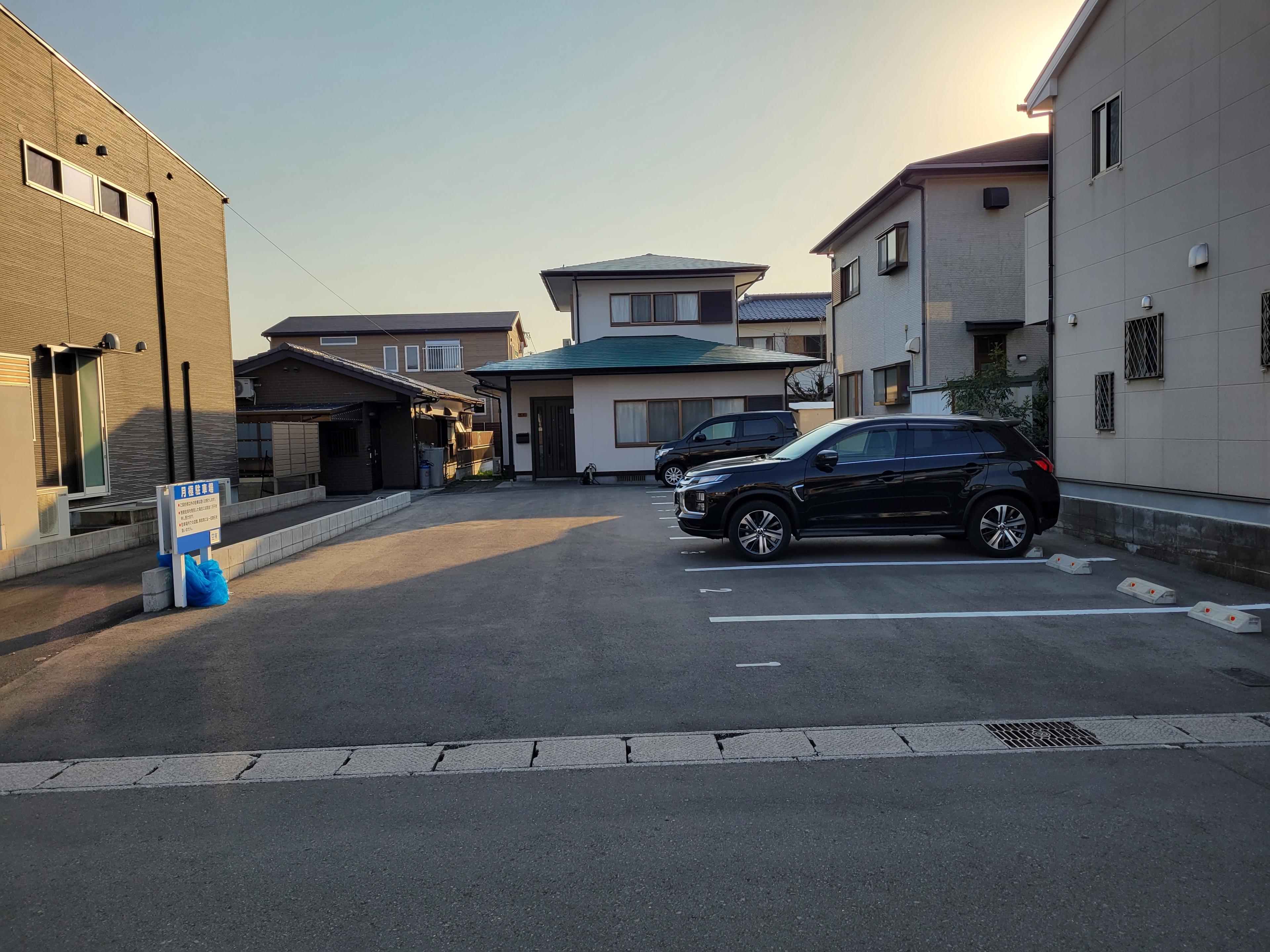 大島月極駐車場の外観・駐車場イメージ2枚目