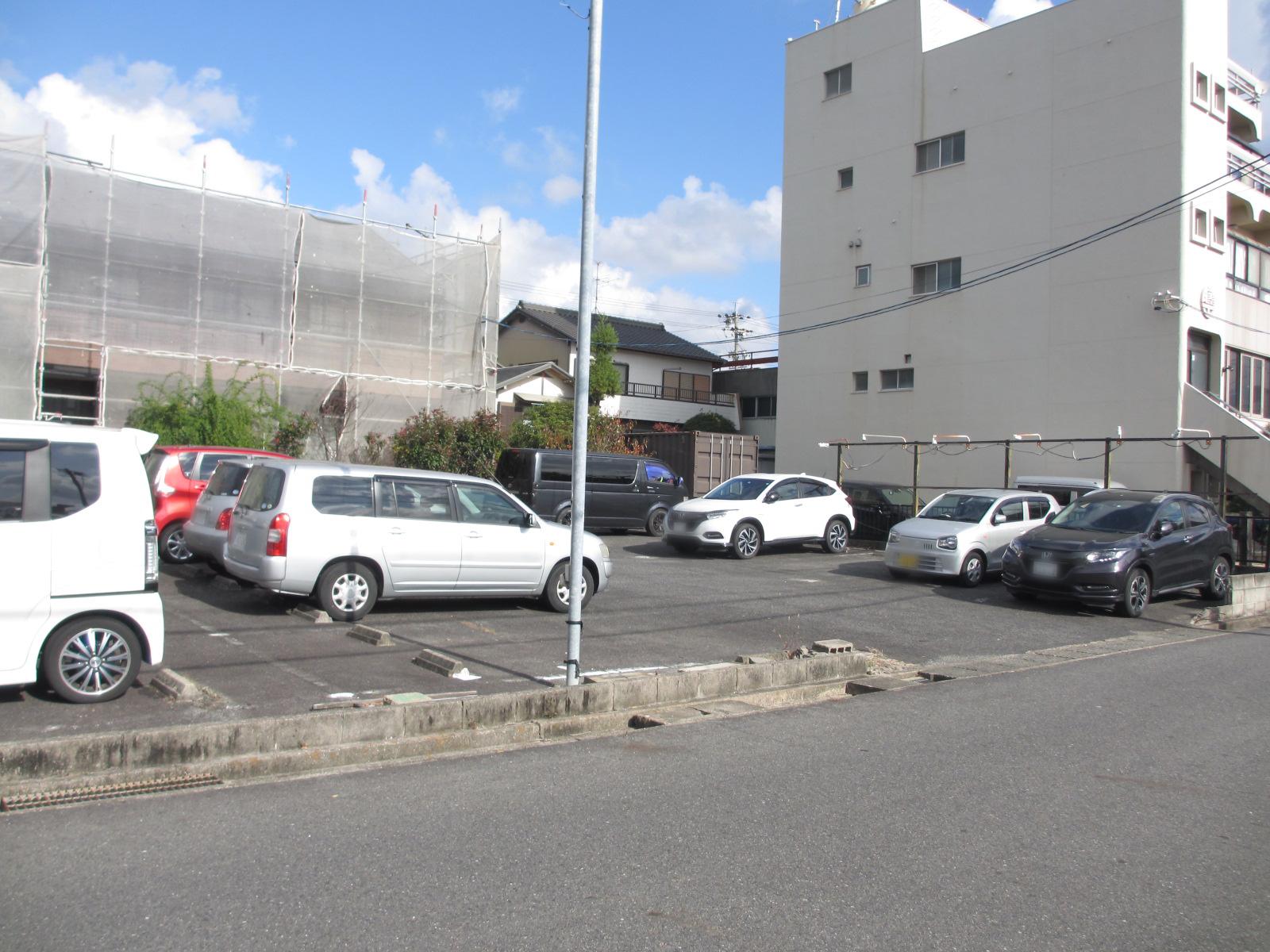 川西町二丁目（杉浦）駐車場の外観・駐車場イメージ2枚目