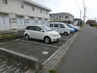 サクラ(21727)の外観・駐車場イメージ1枚目