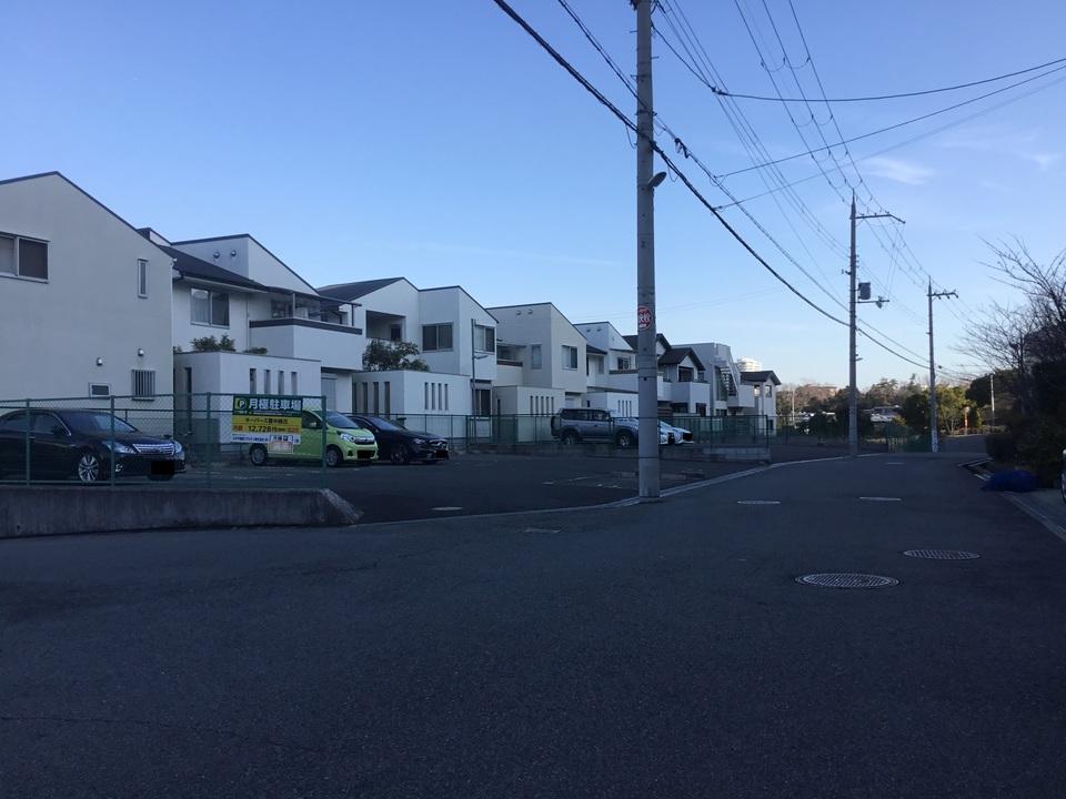 豊中緑丘の外観・駐車場イメージ1枚目