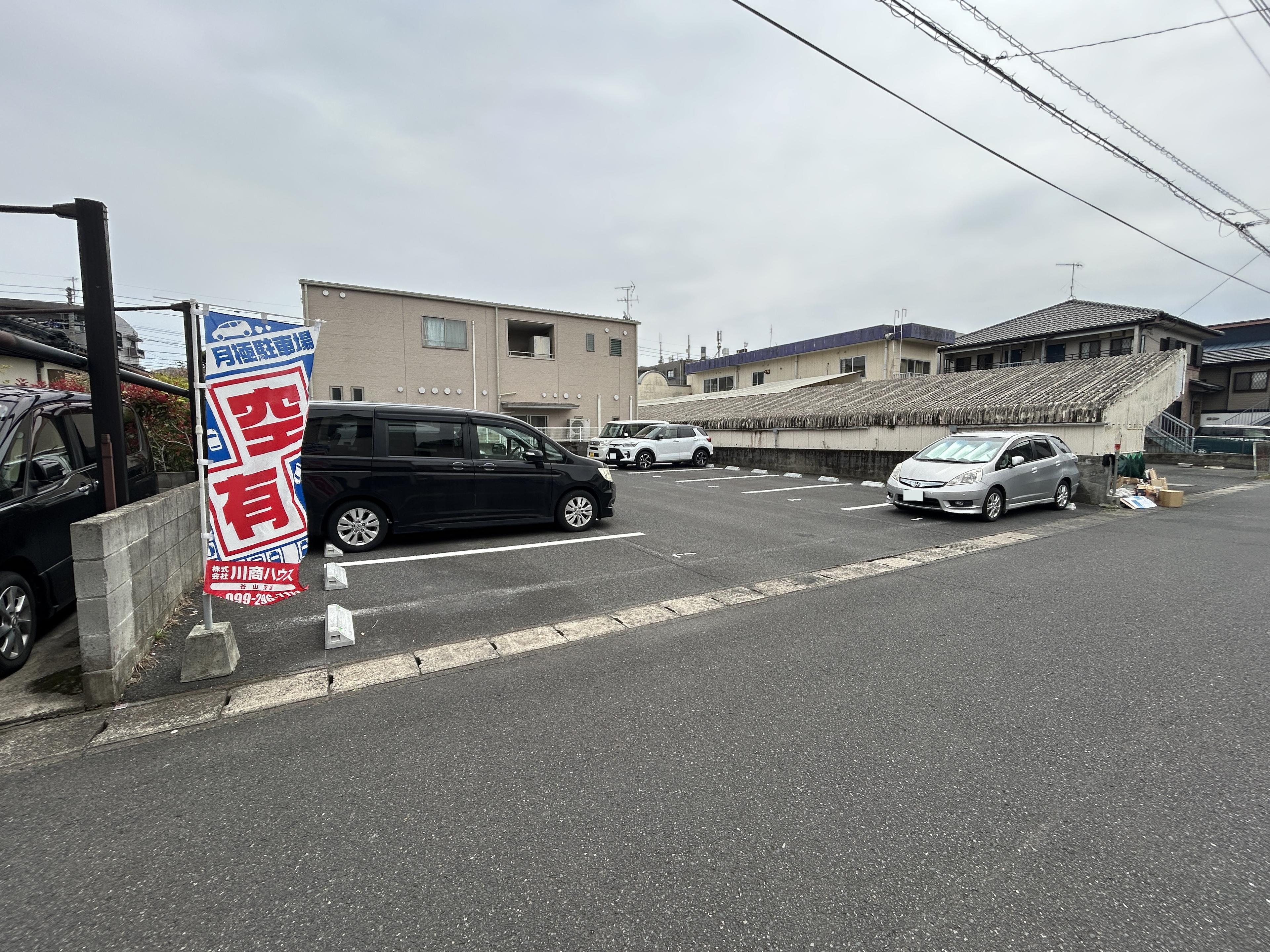 慈眼寺町17番地駐車場の外観・駐車場イメージ3枚目