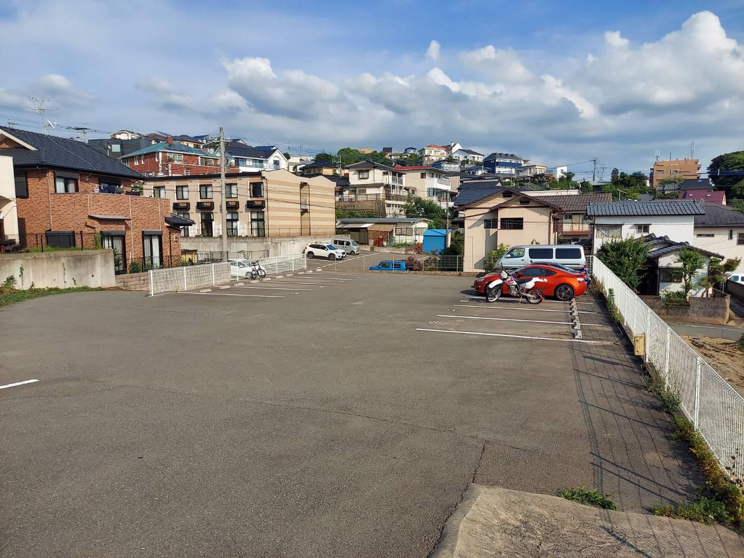 香住ヶ丘月極駐車場の外観・駐車場イメージ2枚目