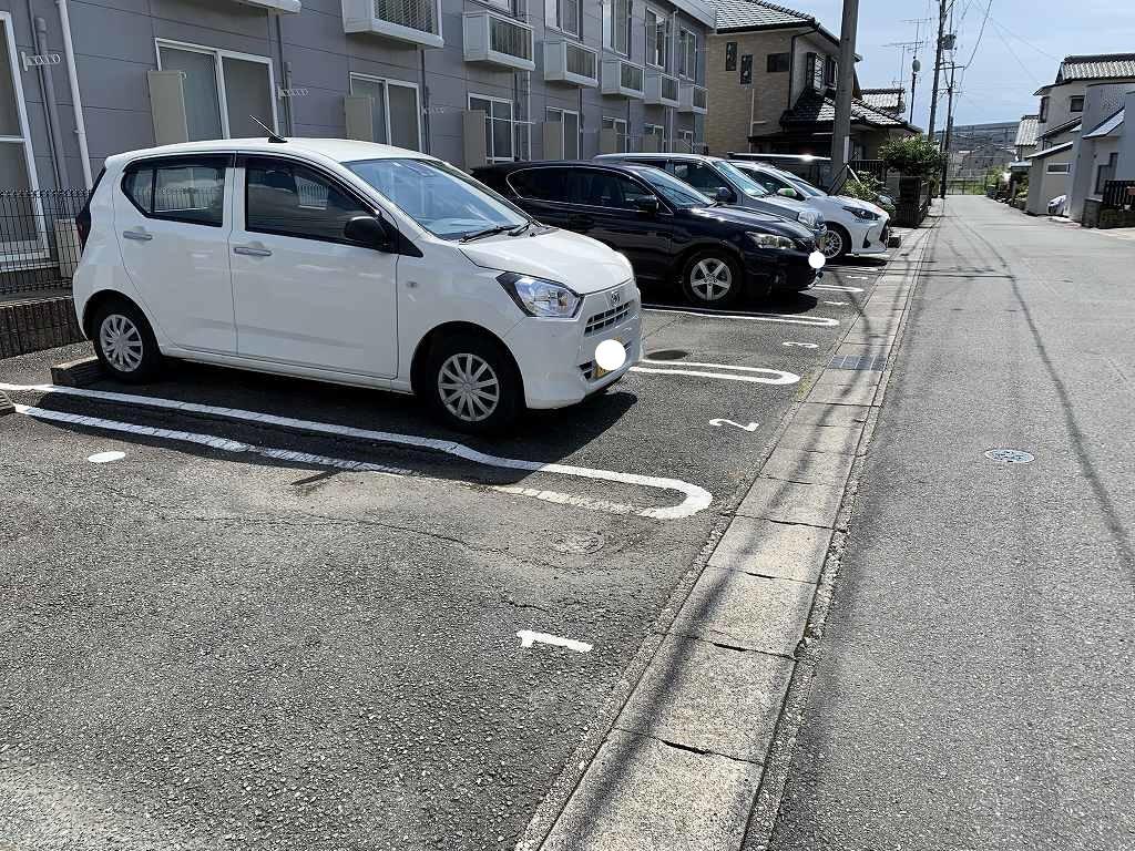樹(17053)の外観・駐車場イメージ1枚目
