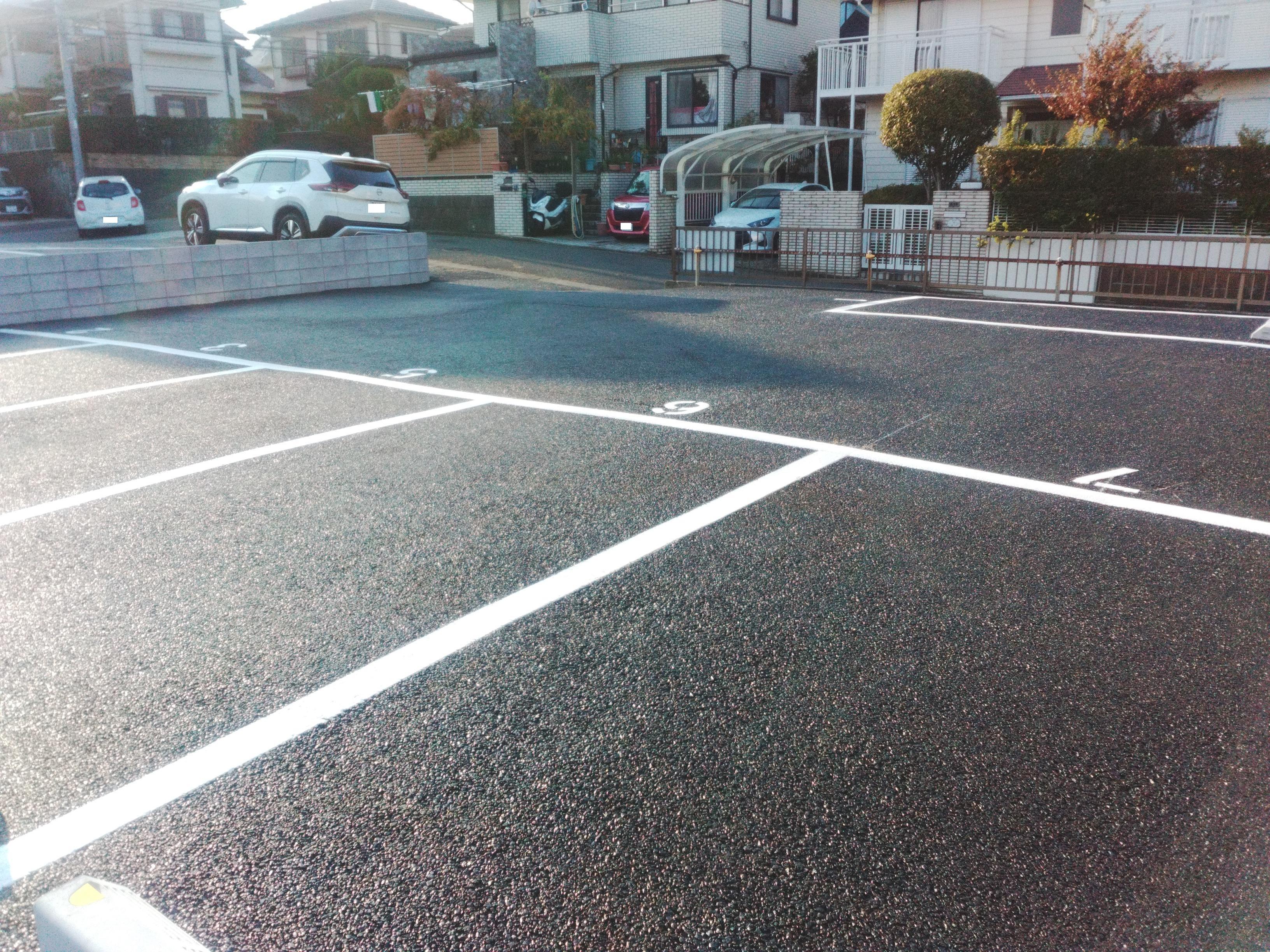 西が岡第2駐車場の外観・駐車場イメージ2枚目