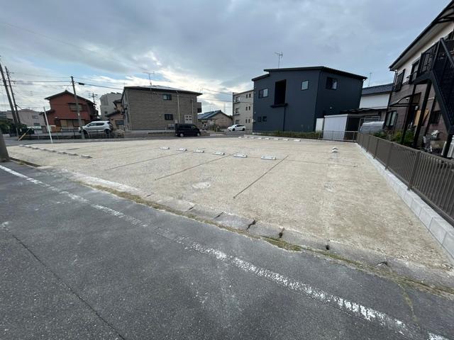 坂野富木島伏見３丁目駐車場の外観・駐車場イメージ3枚目