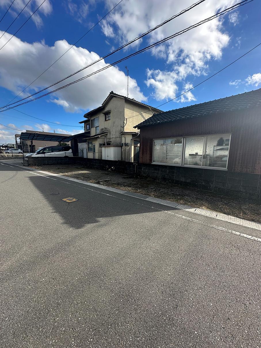 flat六坊北の外観・駐車場イメージ2枚目
