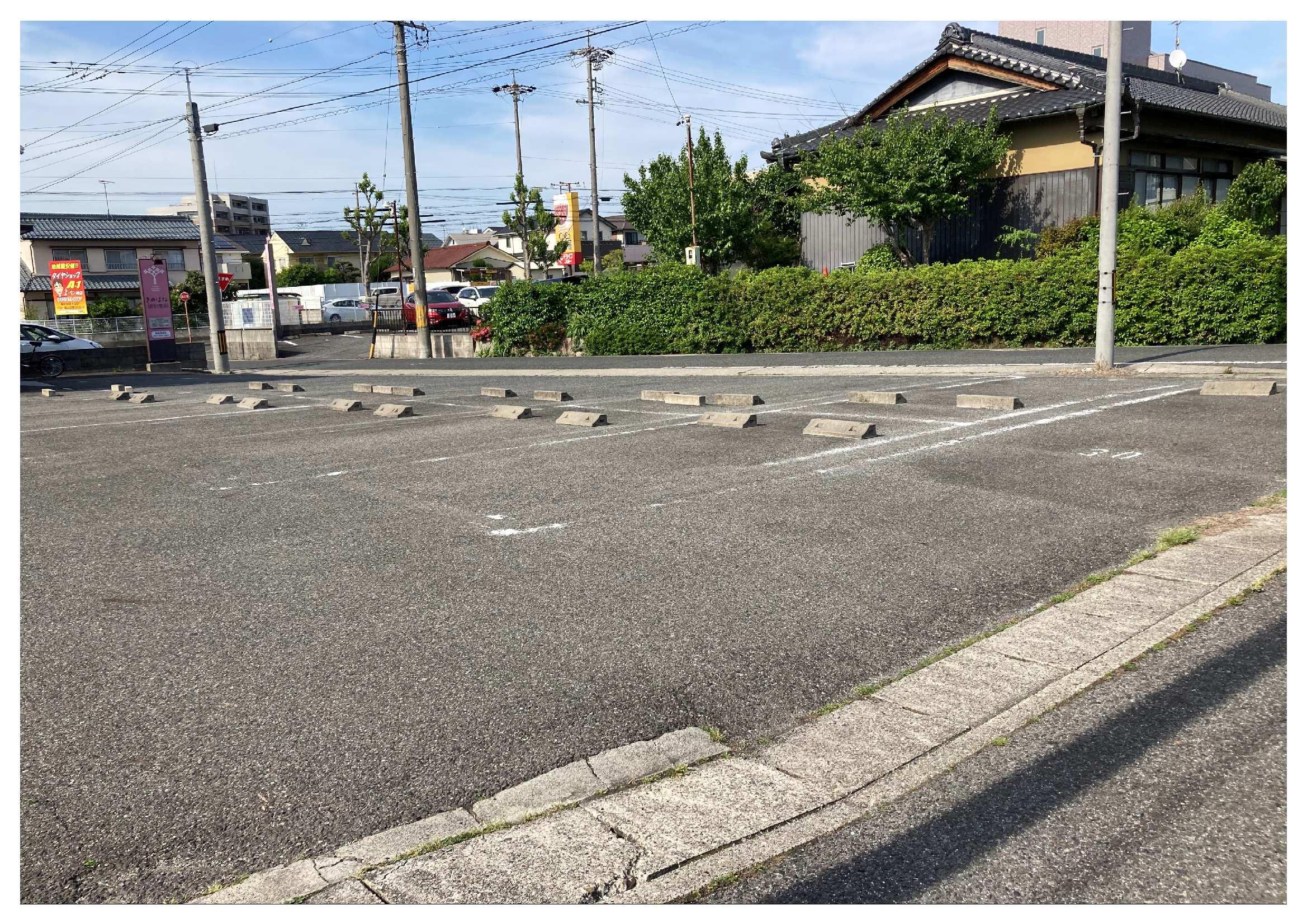 鹿山二丁目ハヤカワパーキングの外観・駐車場イメージ2枚目