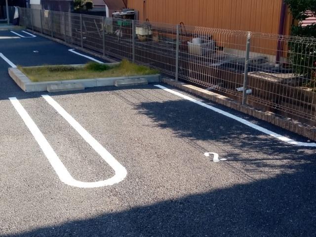 ミランダ三本木(56358)の外観・駐車場イメージ1枚目