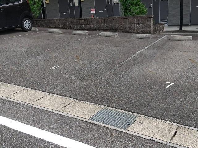 浄水(34763)の外観・駐車場イメージ1枚目