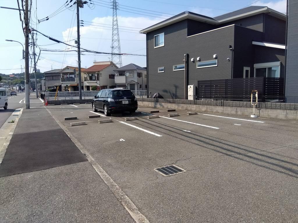 ハピネス(23681)の外観・駐車場イメージ2枚目