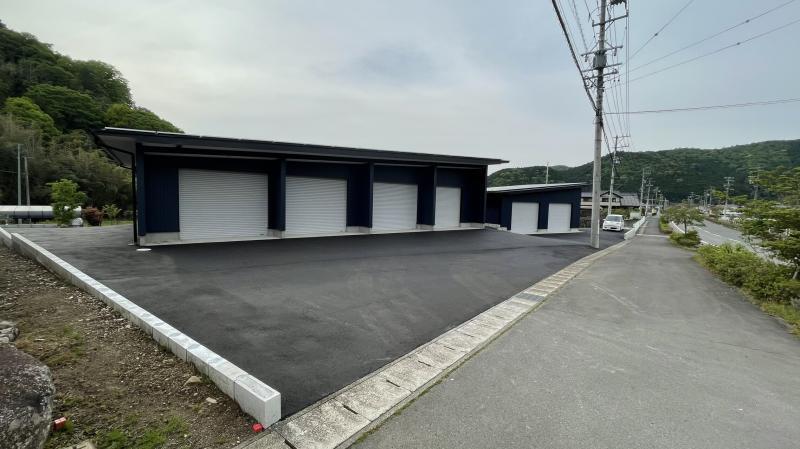 FKコスモガレージ御嵩の外観・駐車場イメージ1枚目