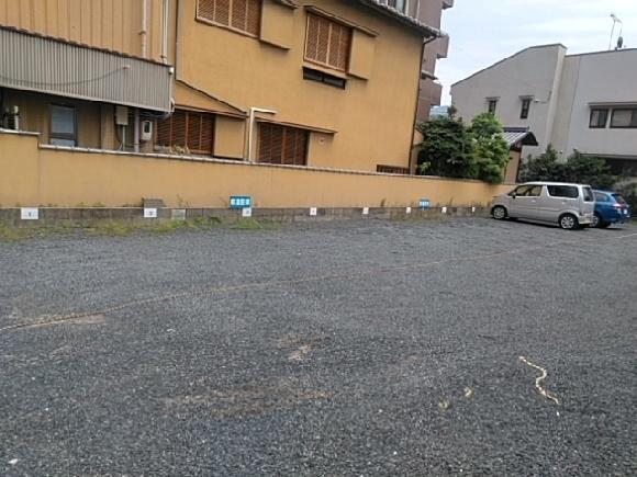 三宅ガレージ（上市）の外観・駐車場イメージ1枚目
