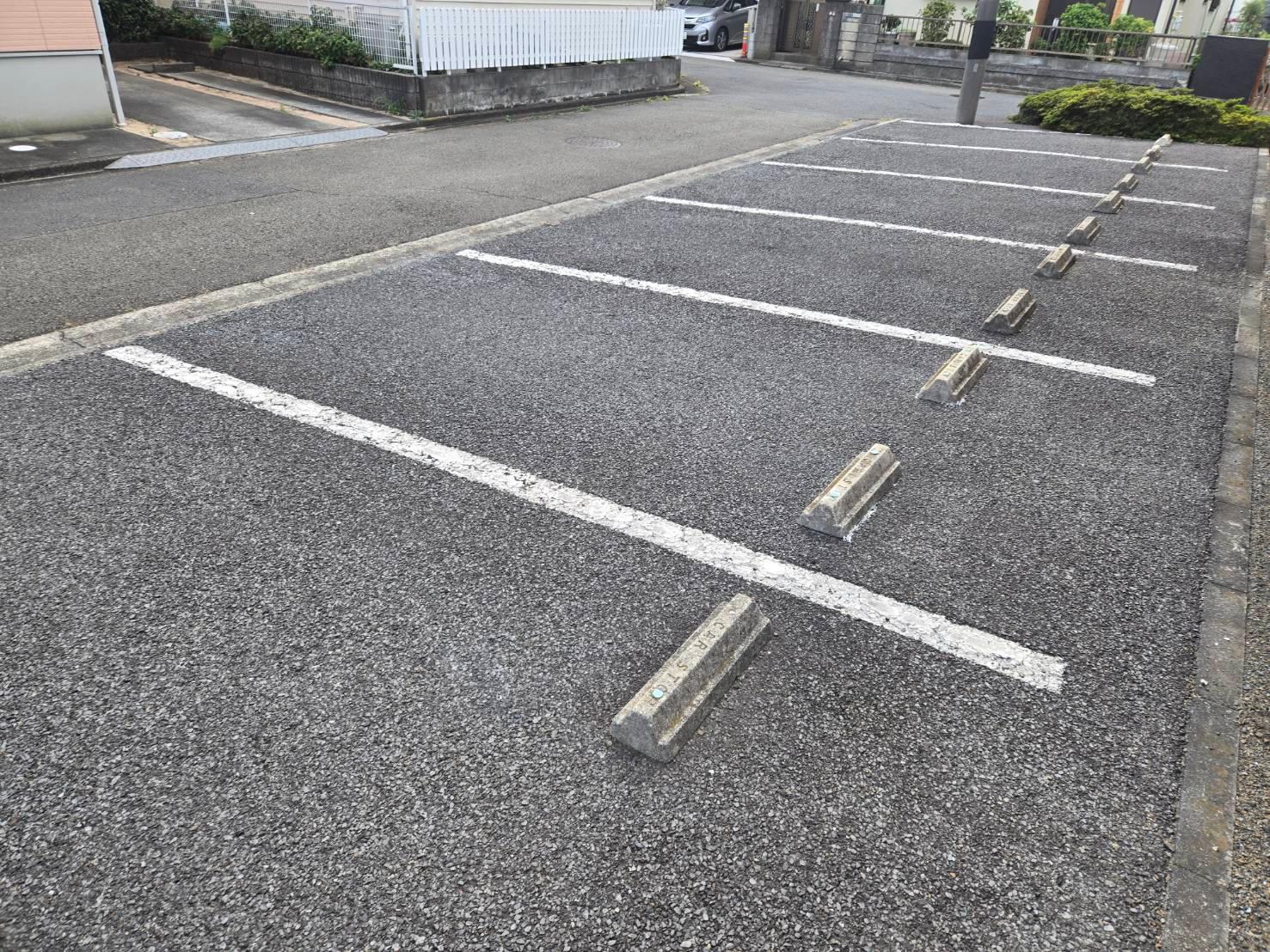 ラフォーレ駐車場の外観・駐車場イメージ2枚目