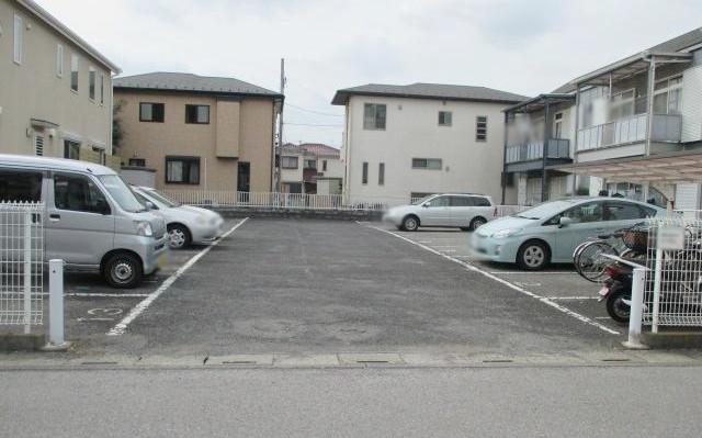 東大沢森駐車場の外観・駐車場イメージ1枚目