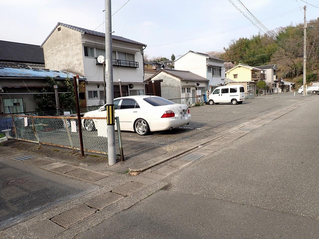 郵便局裏駐車場の外観・駐車場イメージ2枚目