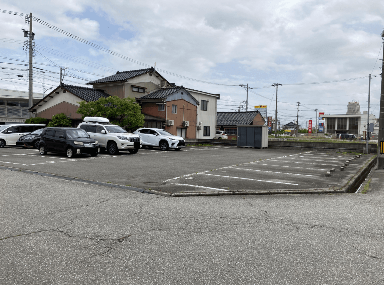 下赤江町パーキングの外観・駐車場イメージ1枚目