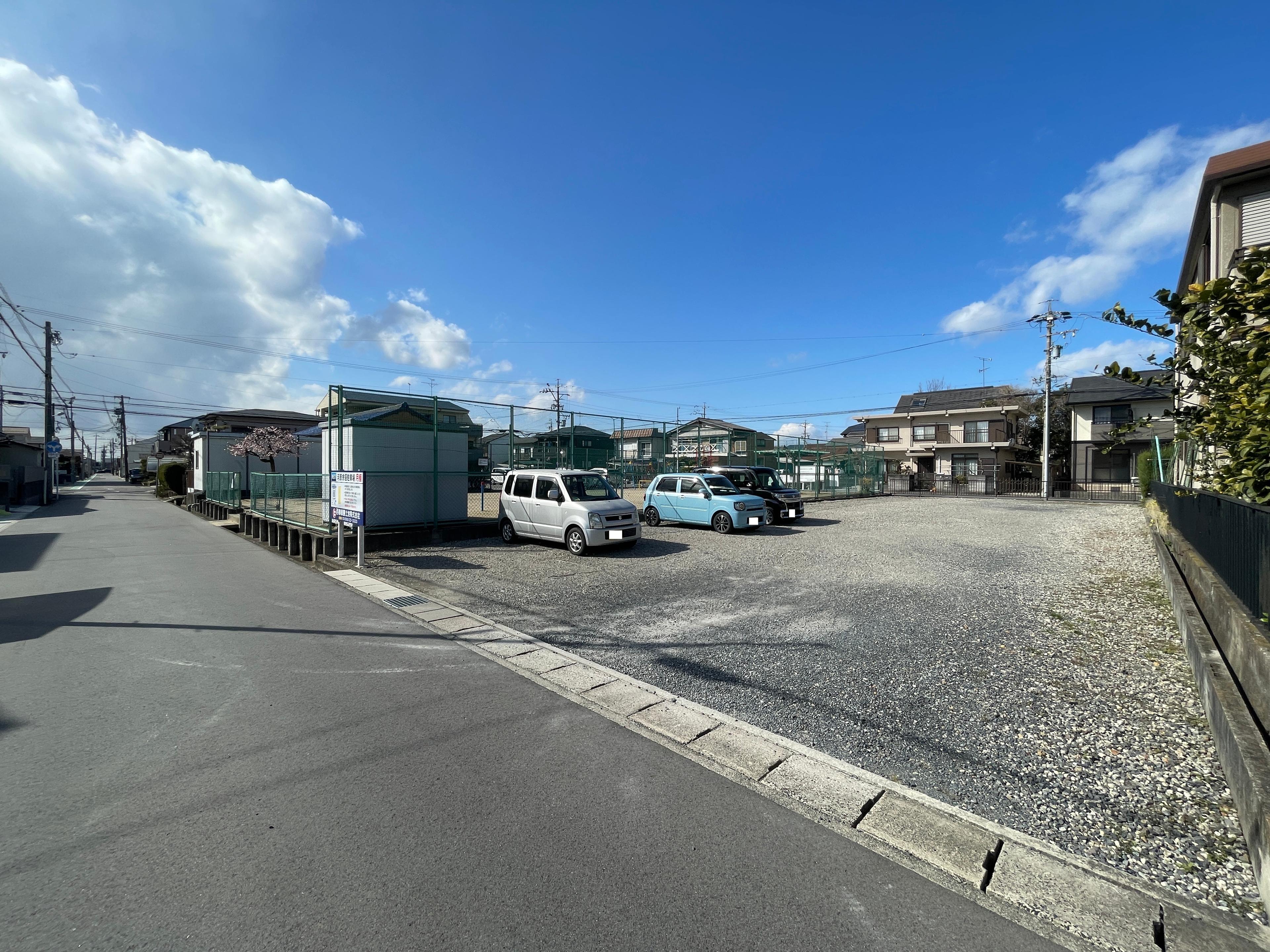 河原余吾駐車場の外観・駐車場イメージ2枚目
