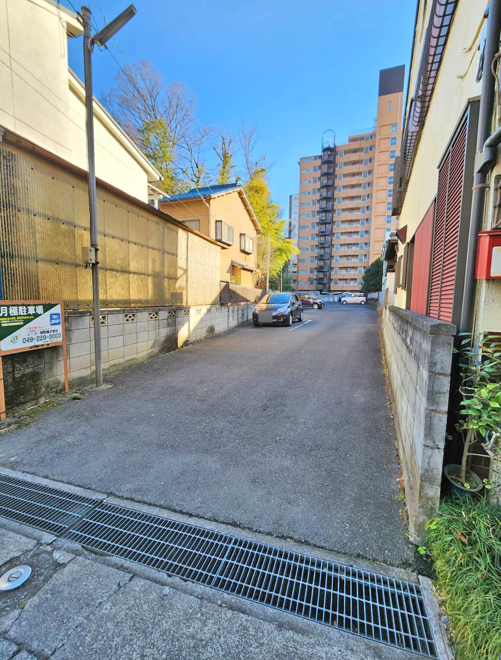 蓮馨寺西駐車場の外観・駐車場イメージ2枚目