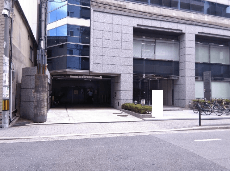 FKいちご南森町ビル駐車場の外観・駐車場イメージ3枚目