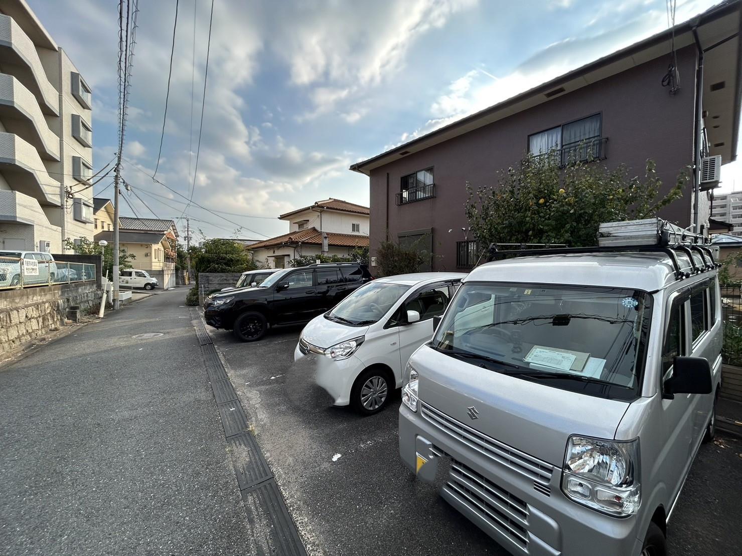 熊西丸八駐車場の外観・駐車場イメージ2枚目