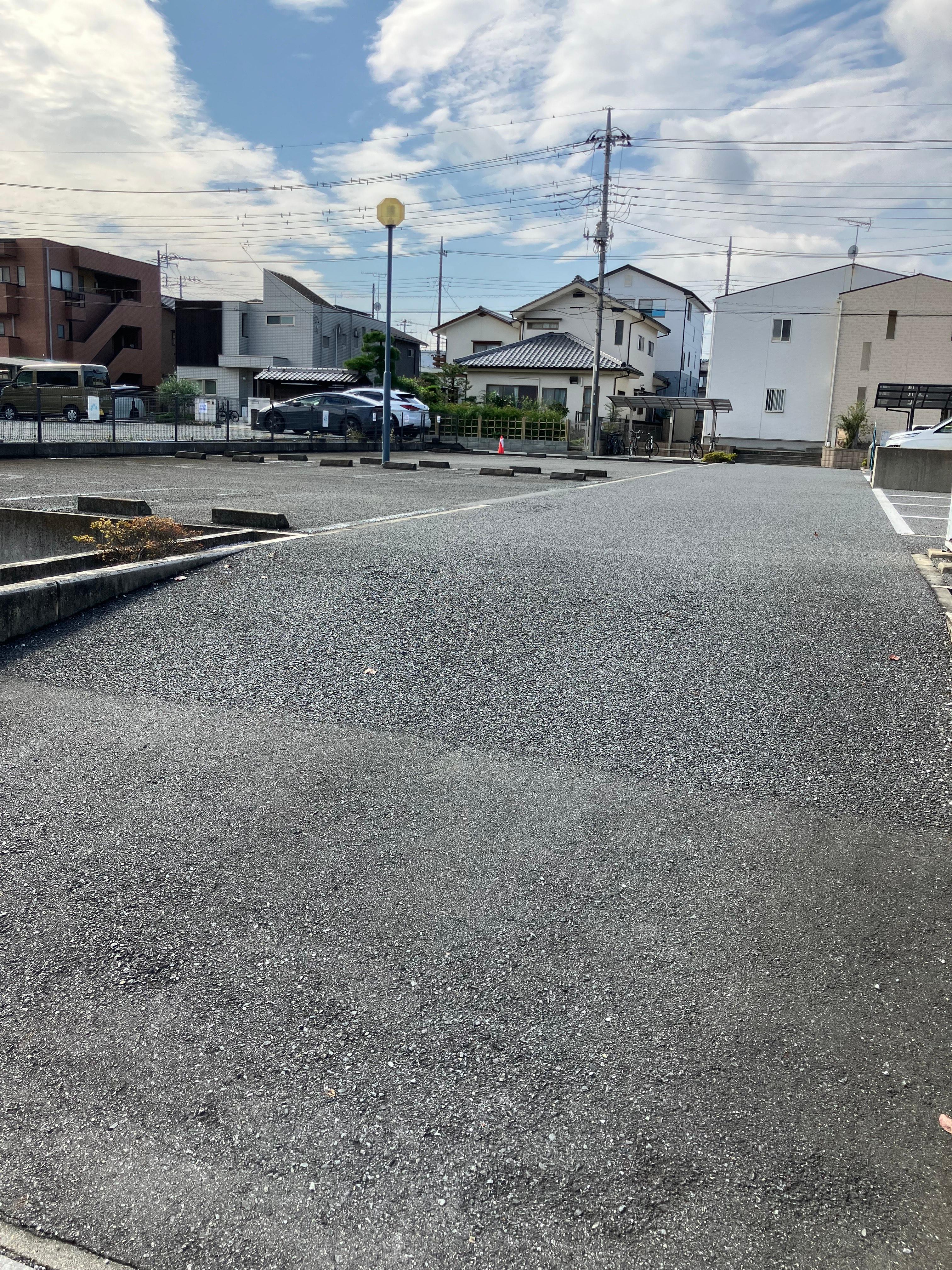 箭弓町加島駐車場の外観・駐車場イメージ2枚目