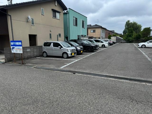 長田FTK月極駐車場の外観・駐車場イメージ1枚目