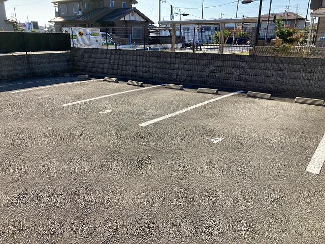 ＹＯＳＨＩＮＯ(17099)の外観・駐車場イメージ1枚目
