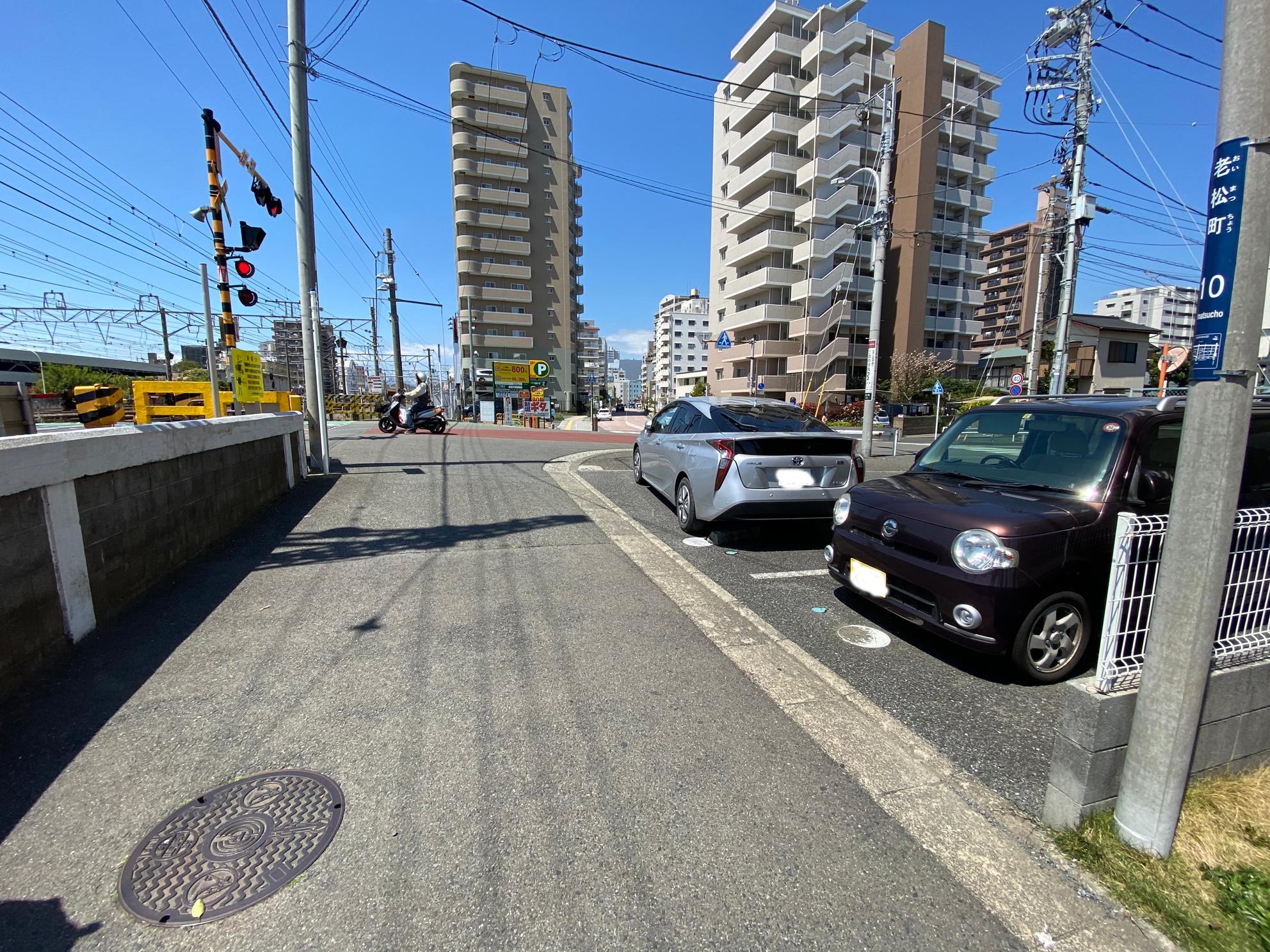 老松町岡本月極駐車場の外観・駐車場イメージ2枚目