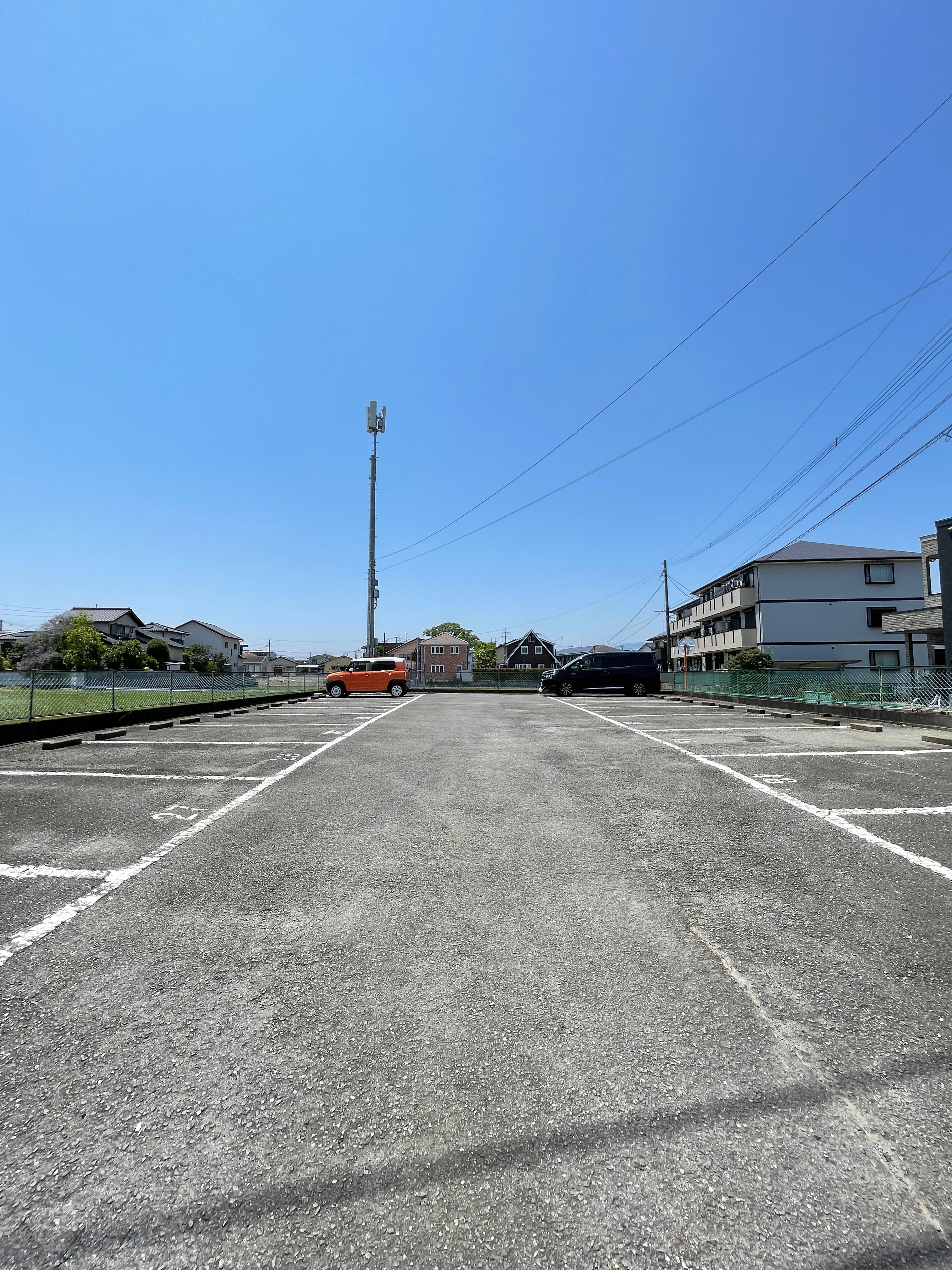 アザレアハイツ江﨑　第2駐車場の外観・駐車場イメージ2枚目