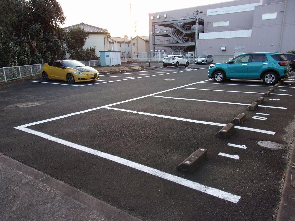 ＳｈｉｎｅＲｏａｄⅡ(18727)の外観・駐車場イメージ1枚目