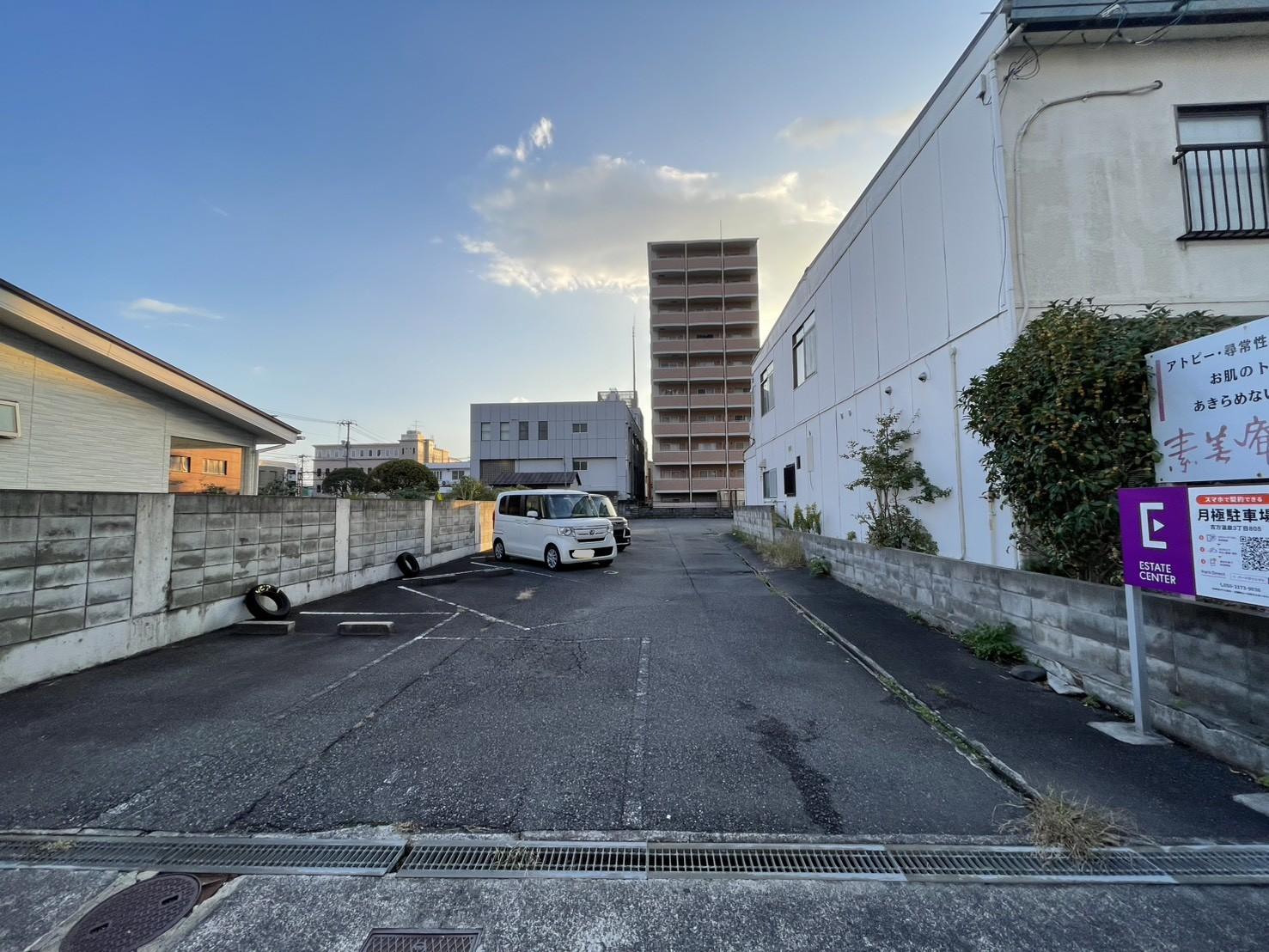 吉方温泉3丁目805駐車場の外観・駐車場イメージ1枚目