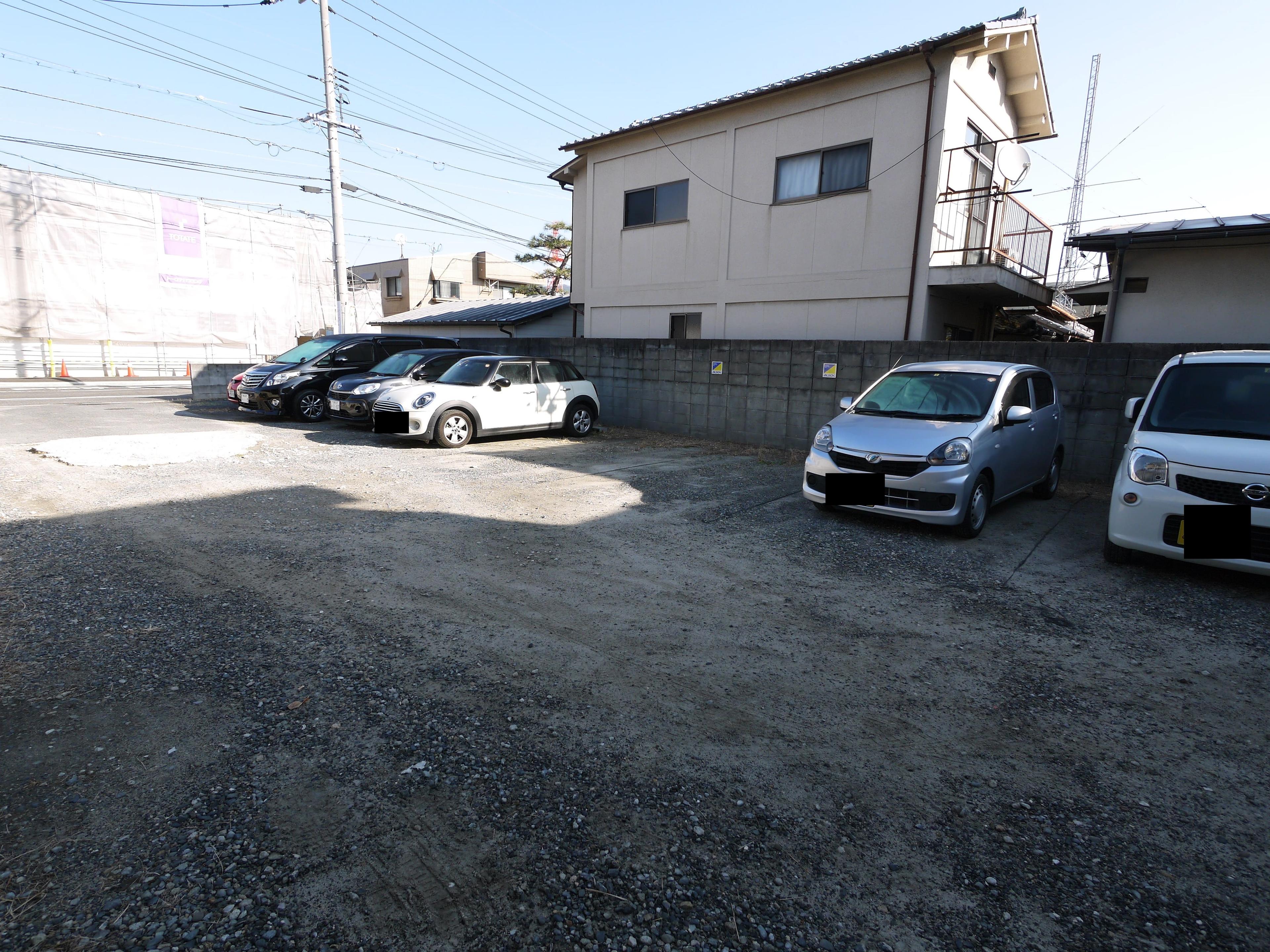 海老園１丁目１１ガレージの外観・駐車場イメージ1枚目