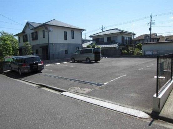 牛久保西２丁目駐車場の外観・駐車場イメージ1枚目