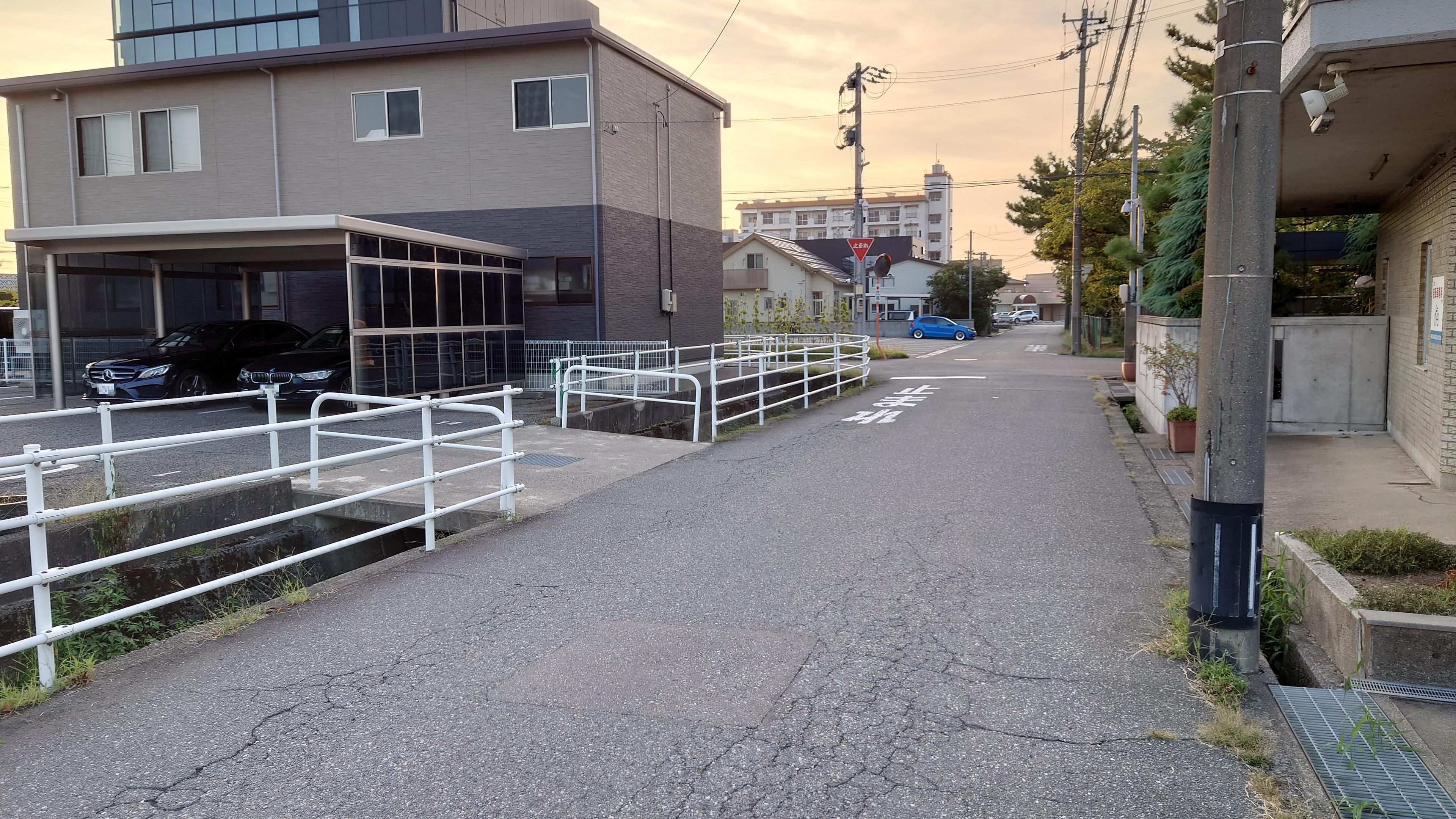 入江パーキングの外観・駐車場イメージ2枚目