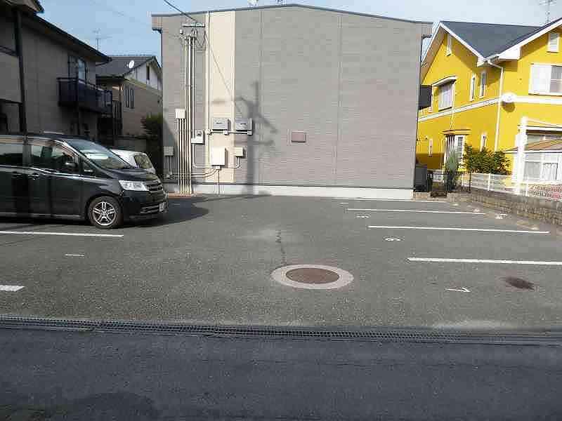 レパード(35545)の外観・駐車場イメージ1枚目