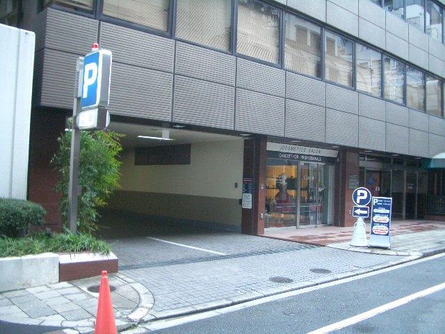 心斎橋大陽ビルの外観・駐車場イメージ2枚目