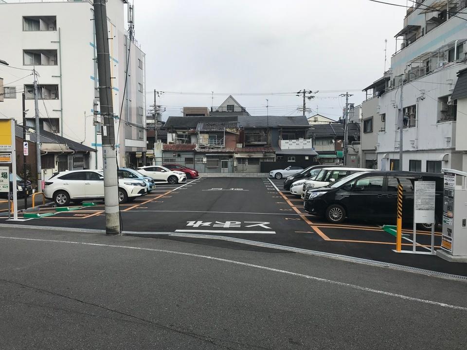 勝山北５丁目第２の外観・駐車場イメージ1枚目