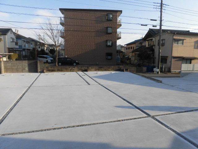 Ｏｎｅ＆1　Ｐａｒｋｉｎｇの外観・駐車場イメージ2枚目