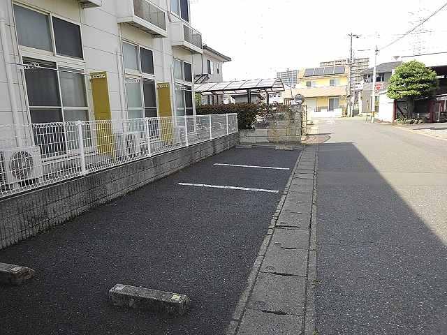 ぺルラ(23817)の外観・駐車場イメージ1枚目