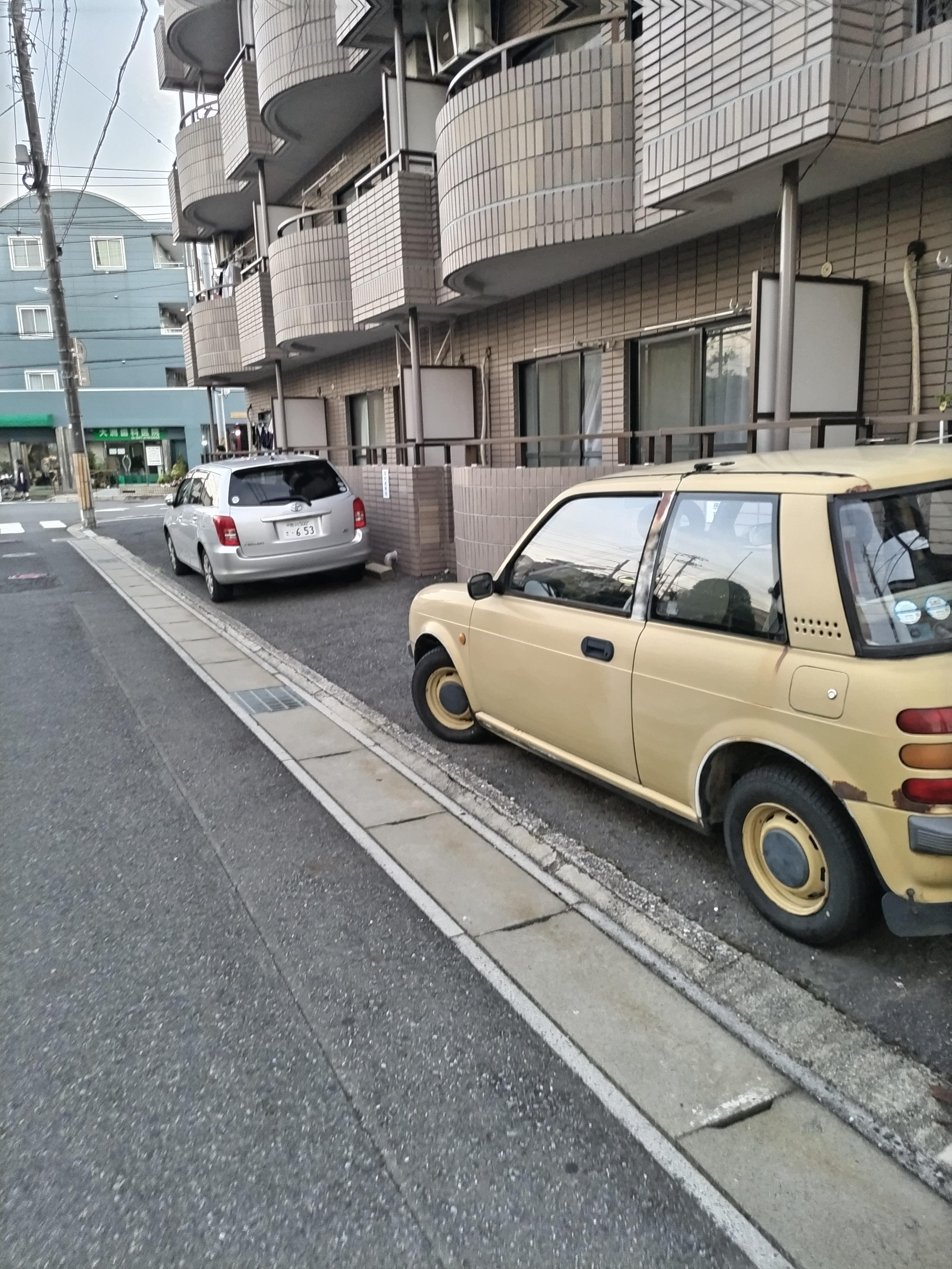 グレイスコート（千葉）の外観・駐車場イメージ3枚目