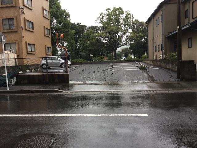 Ｍパーク小松原２の外観・駐車場イメージ1枚目