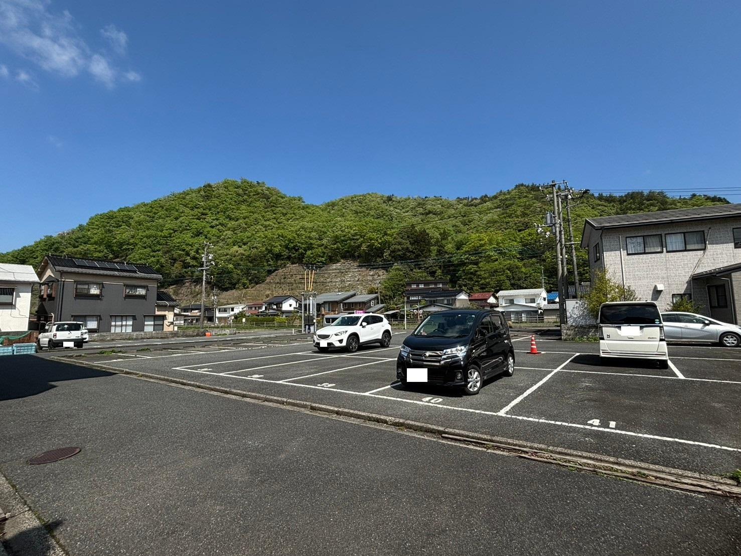 コーポビッグイン月極駐車場の外観・駐車場イメージ3枚目