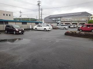 ゴールドリバー(22966)の外観・駐車場イメージ1枚目