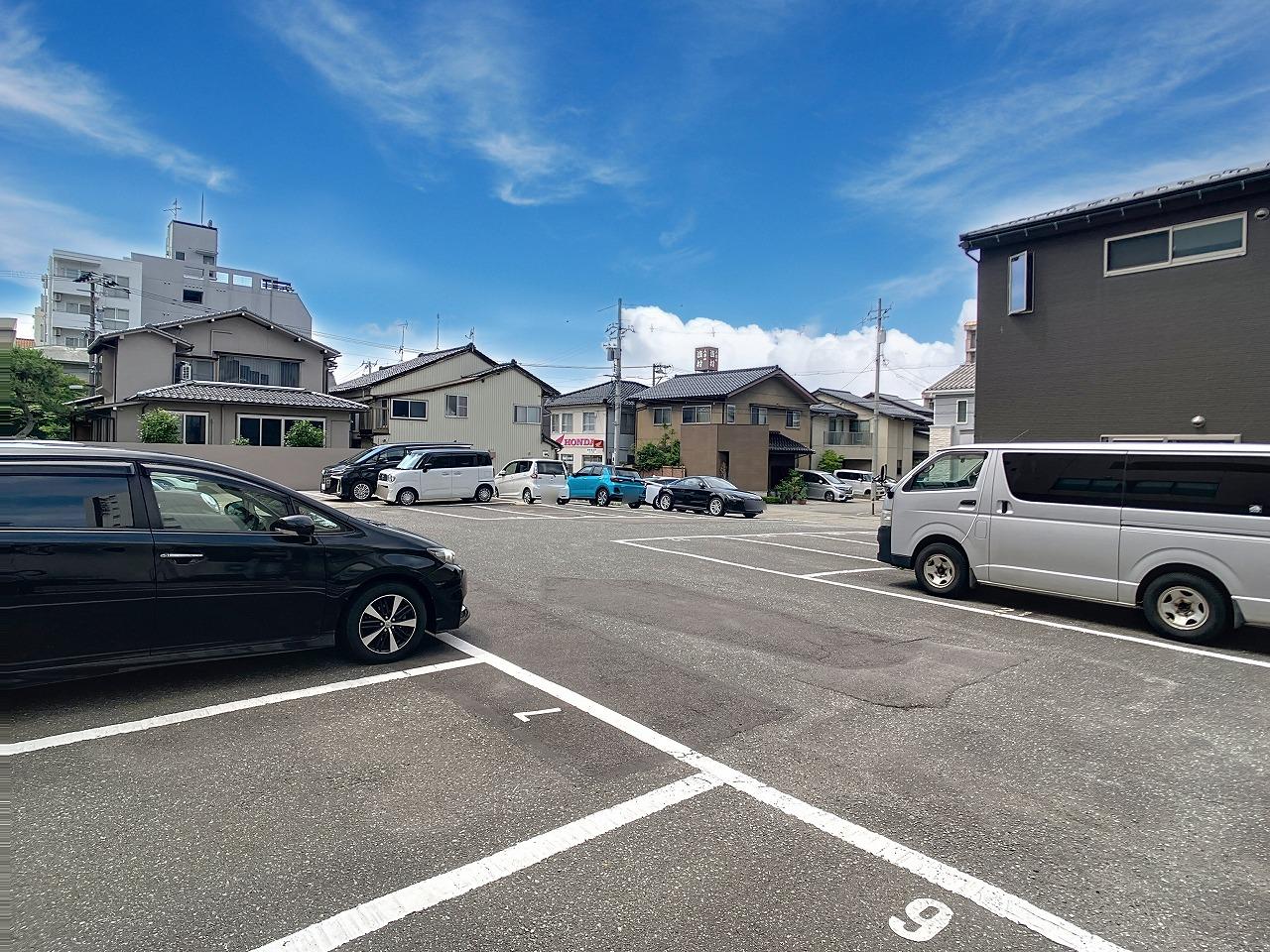 彦三町２丁目Ｔパーキング①の外観・駐車場イメージ2枚目