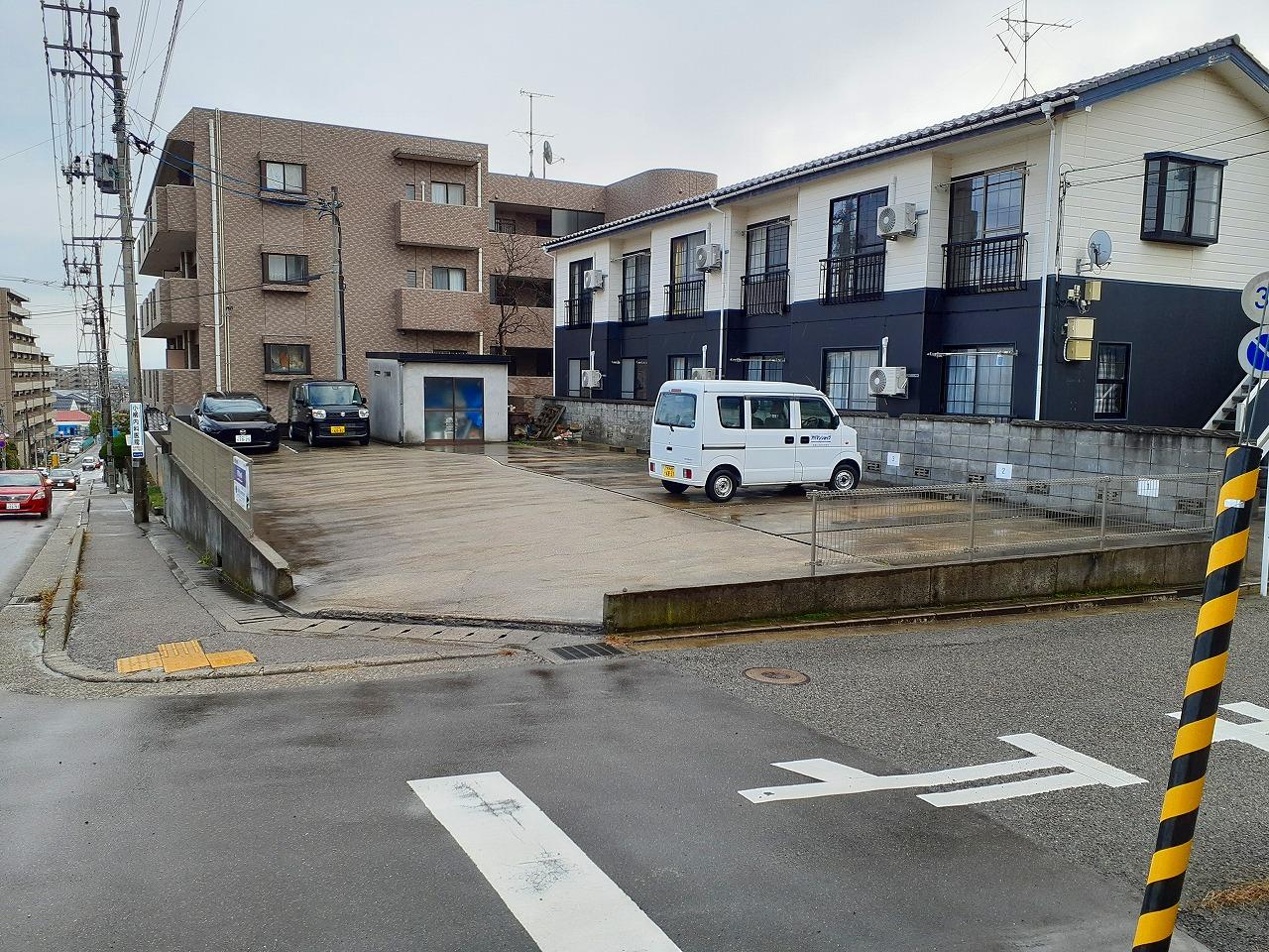 青山新町（大島）駐車場の外観・駐車場イメージ1枚目