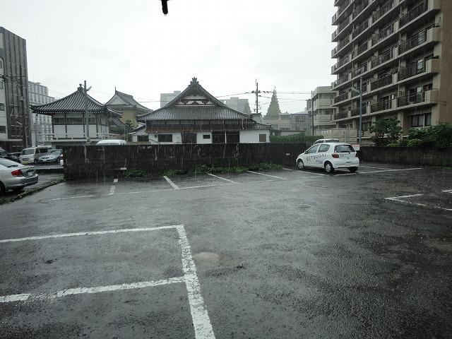荷揚町64駐車場の外観・駐車場イメージ1枚目