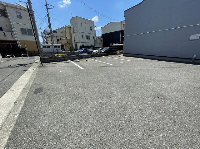 コスモハウス(45266)の外観・駐車場イメージ1枚目