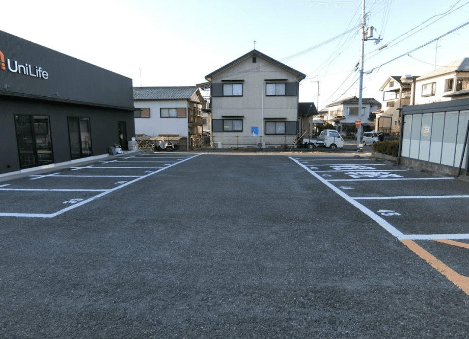 学生会館 Uni E’meal 南草津（駐車場）の外観・駐車場イメージ2枚目