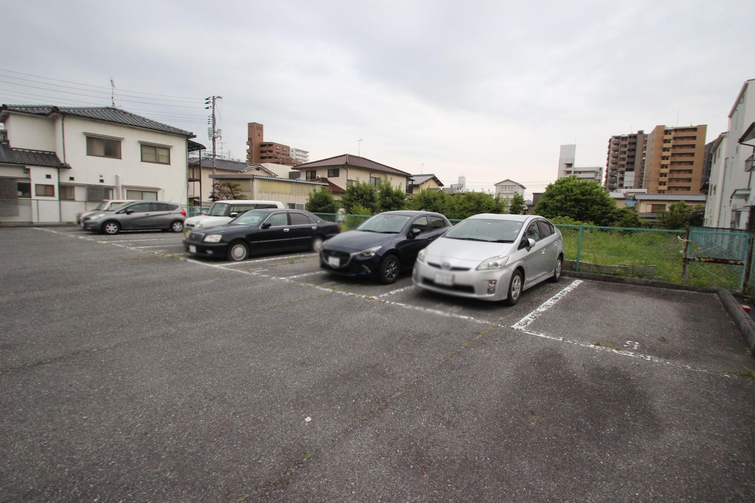 網岡駐車場の外観・駐車場イメージ3枚目